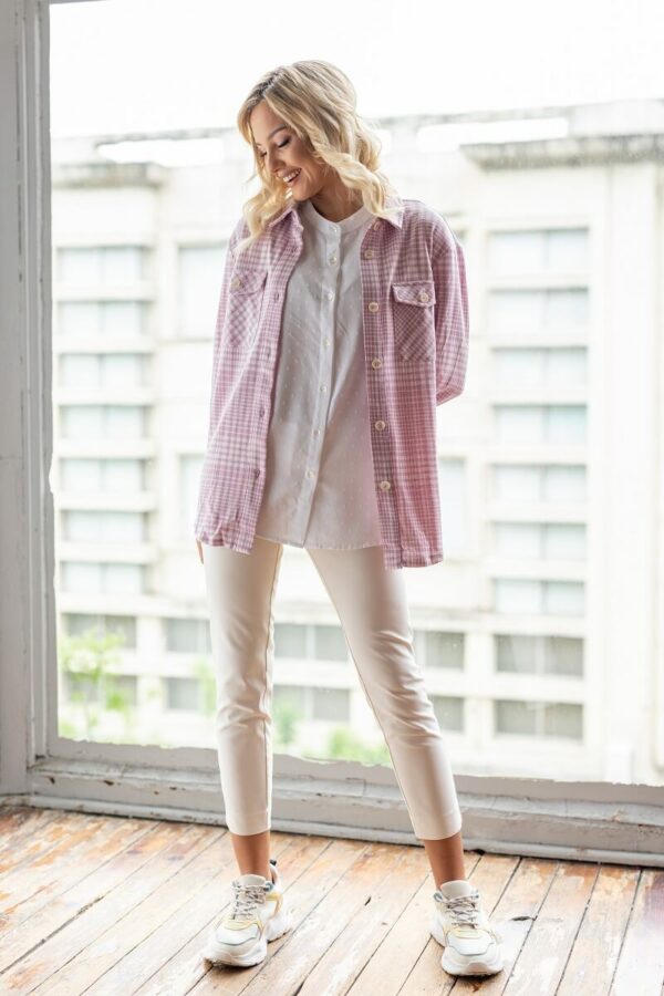 Plaid oversize shirt with pockets in pink color