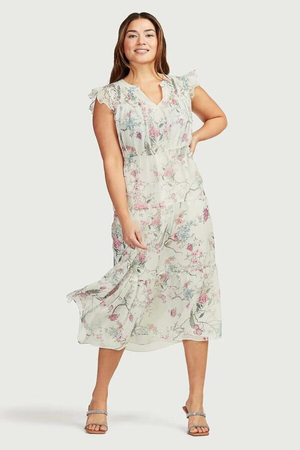 Printed dress with elastic waist and ruffled sleeves